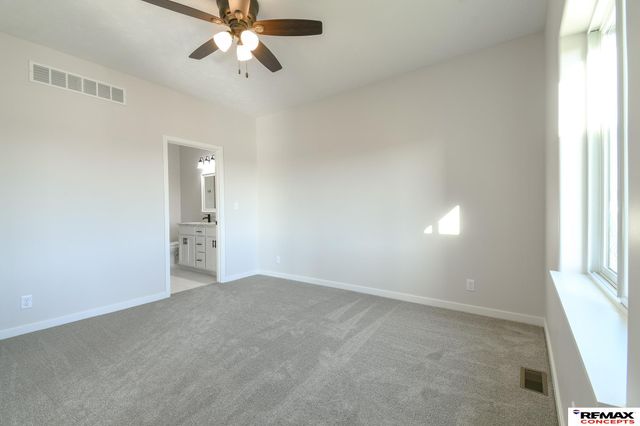 9500 Delano Drive, Lincoln, NE 68516