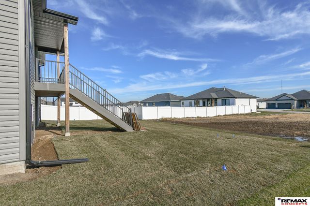 9500 Delano Drive, Lincoln, NE 68516