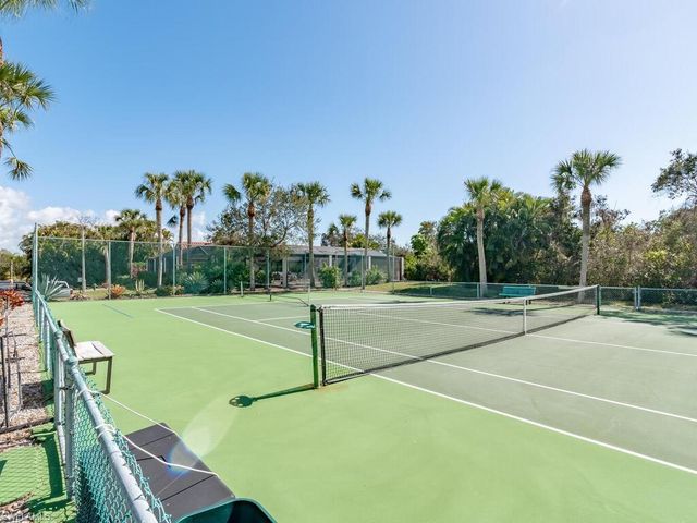 300 Stevens Landing Dr Unit 203 C-203, Marco Island, FL 34145