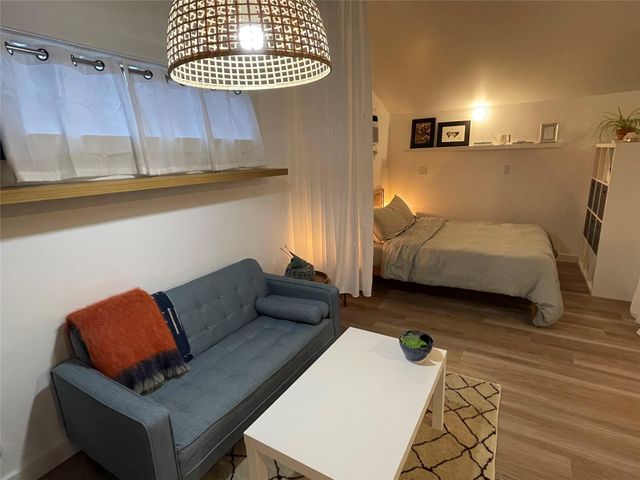 4421 Bellvue Ave C, Austin, TX 78756