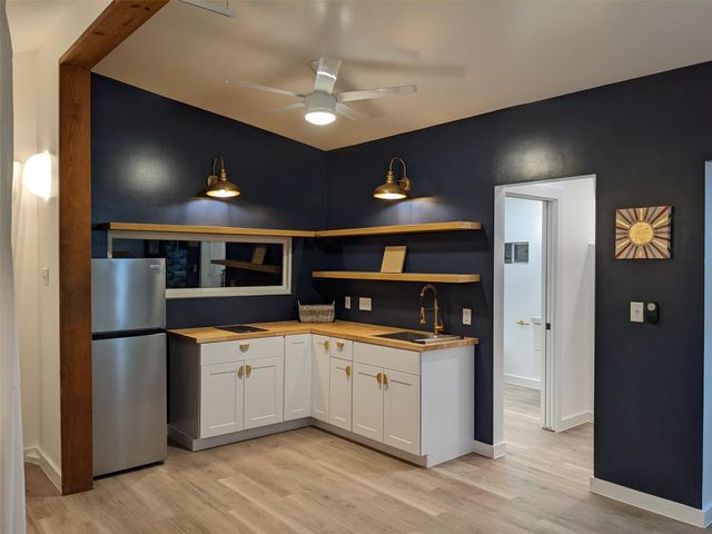 4421 Bellvue Ave C, Austin, TX 78756