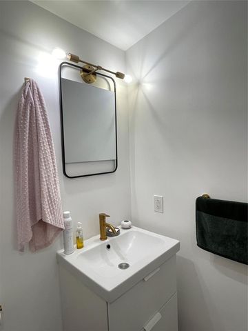 4421 Bellvue Ave C, Austin, TX 78756