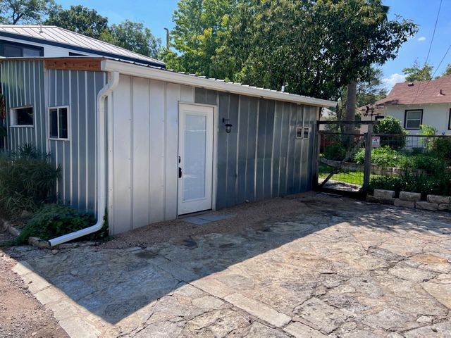 4421 Bellvue Ave C, Austin, TX 78756