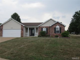2408 Mountain Peak Court, Pacific, MO 63069