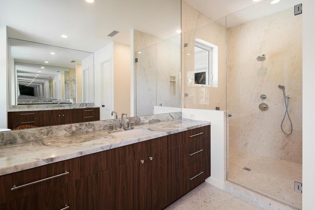 6371 SW 87th Terrace, Pinecrest, FL 33156