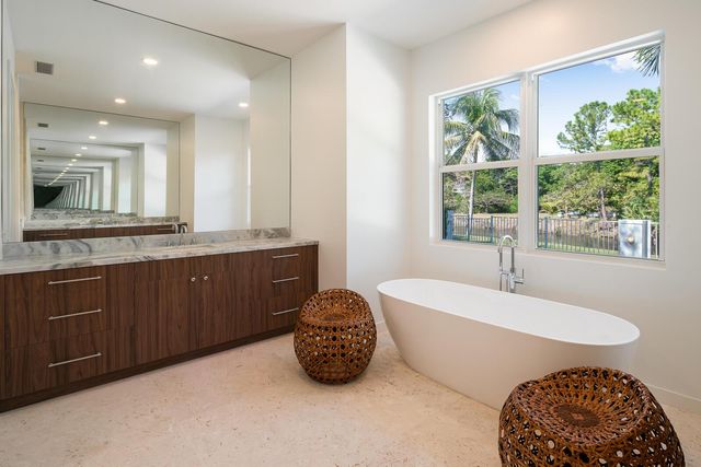 6371 SW 87th Terrace, Pinecrest, FL 33156