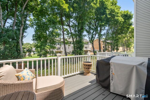 11 Summer Brook Way 11, Seymour, CT 06483