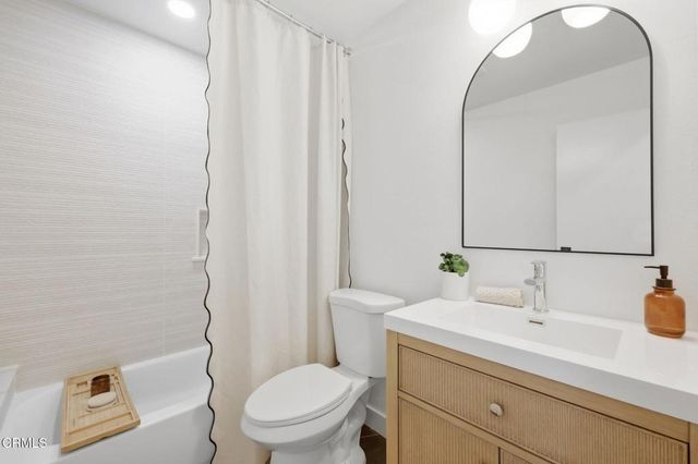 476 Jeanne Court, Newbury Park, CA 91320