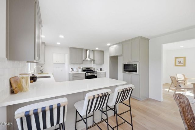 476 Jeanne Court, Newbury Park, CA 91320