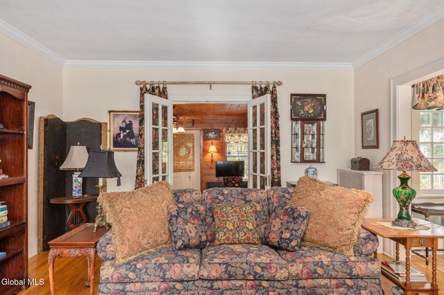 2131 Grand Boulevard, Niskayuna, NY 12309