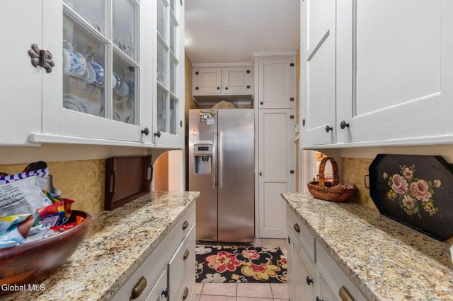 2131 Grand Boulevard, Niskayuna, NY 12309