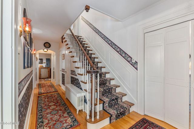 2131 Grand Boulevard, Niskayuna, NY 12309