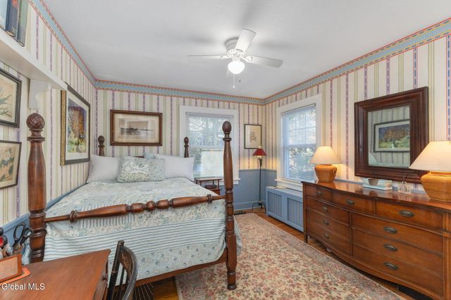 2131 Grand Boulevard, Niskayuna, NY 12309