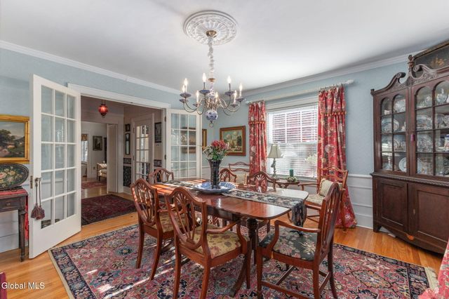 2131 Grand Boulevard, Niskayuna, NY 12309