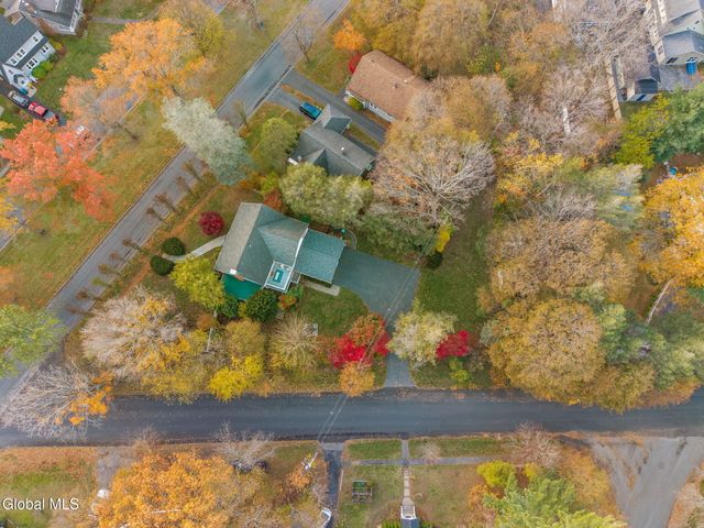 2131 Grand Boulevard, Niskayuna, NY 12309