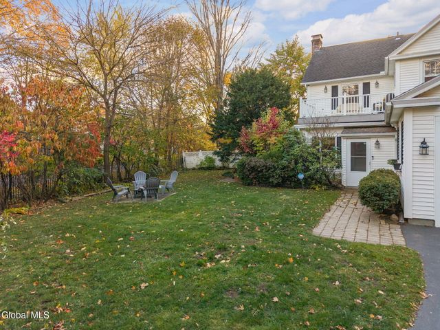 2131 Grand Boulevard, Niskayuna, NY 12309