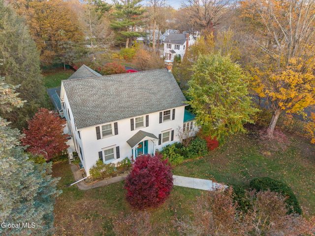 2131 Grand Boulevard, Niskayuna, NY 12309