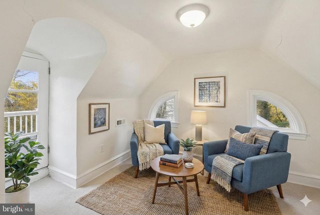 62 W LODGES LN, Bala Cynwyd, PA 19004