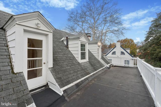 62 W LODGES LN, Bala Cynwyd, PA 19004