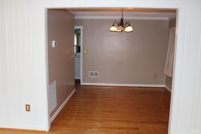 718 Sunset Drive, Bedford, VA 24523