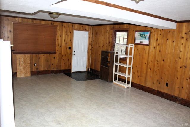 718 Sunset Drive, Bedford, VA 24523
