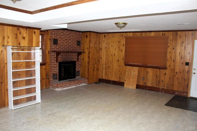 718 Sunset Drive, Bedford, VA 24523