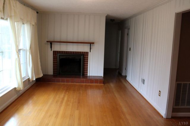 718 Sunset Drive, Bedford, VA 24523