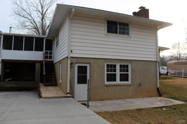718 Sunset Drive, Bedford, VA 24523