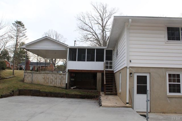 718 Sunset Drive, Bedford, VA 24523