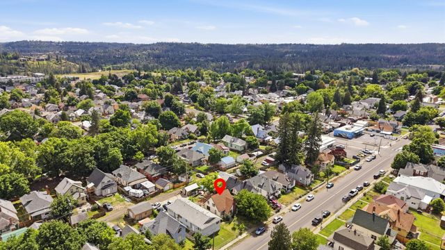 2321 W Boone Ave, Spokane, WA 99201