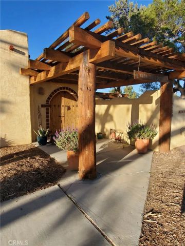 11524 Deep Creek Road, Apple Valley, CA 92308