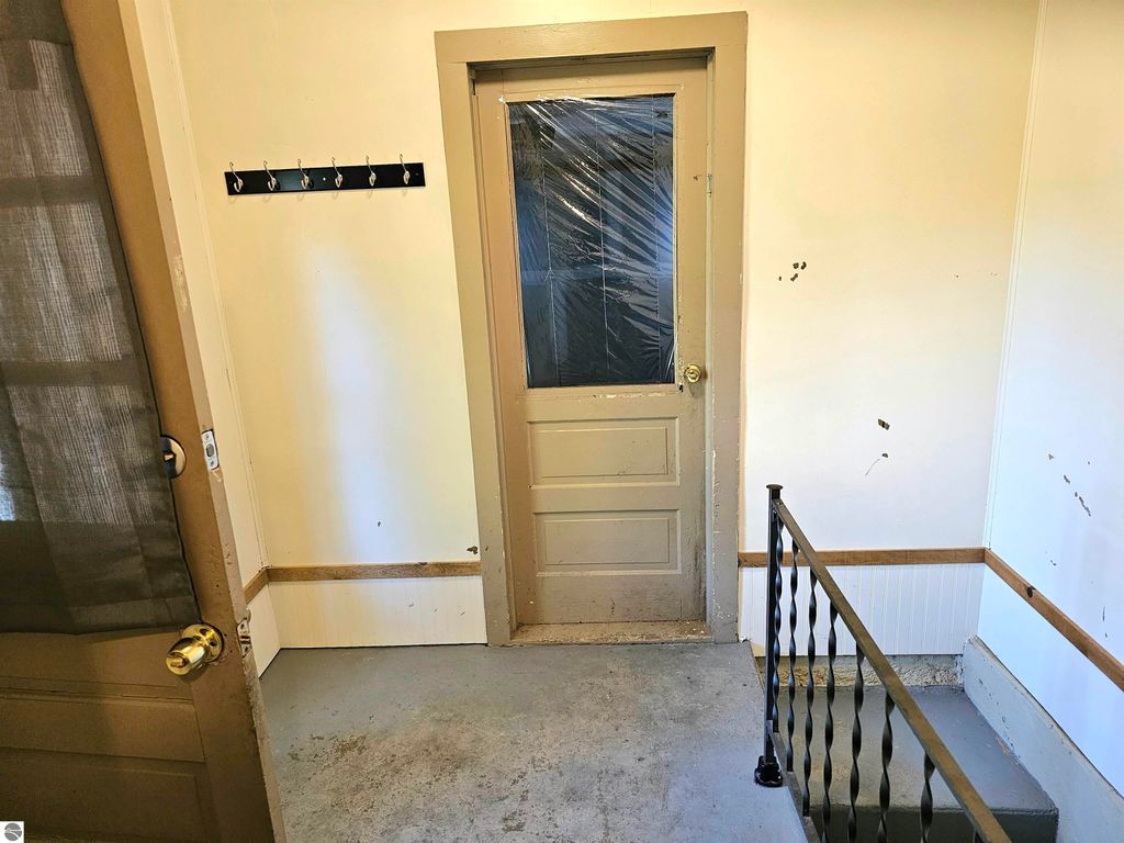 Image 29 of property listing at 420 S Clinton, St Louis, MI 48880