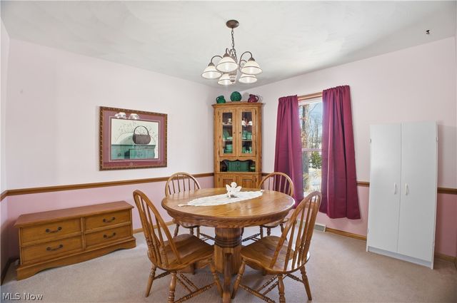 379 Wyndclift Place, Austintown, OH 44515