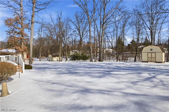 379 Wyndclift Place, Austintown, OH 44515