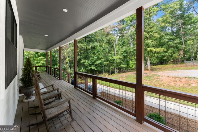 1366 Deer Woods Trail, Cleveland, GA 30528