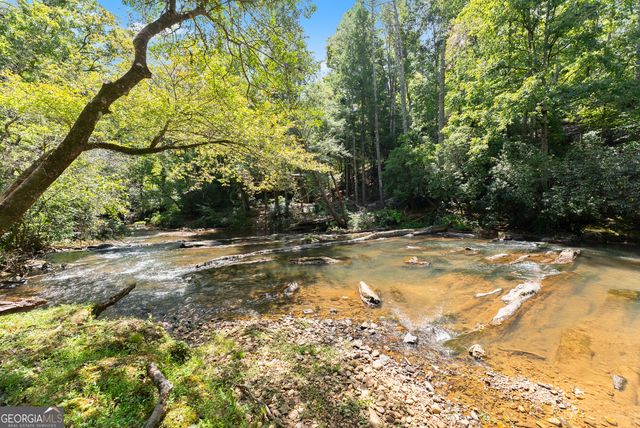 1366 Deer Woods Trail, Cleveland, GA 30528