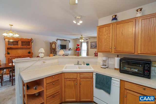 382 PATRICK HENRY PL, Louisa, VA 23093