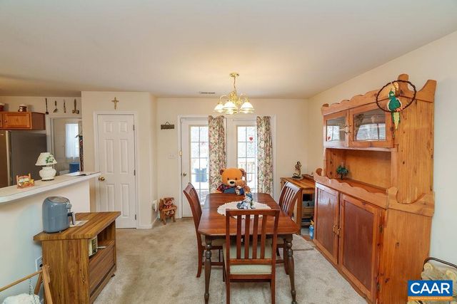 382 PATRICK HENRY PL, Louisa, VA 23093