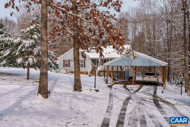 382 PATRICK HENRY PL, Louisa, VA 23093