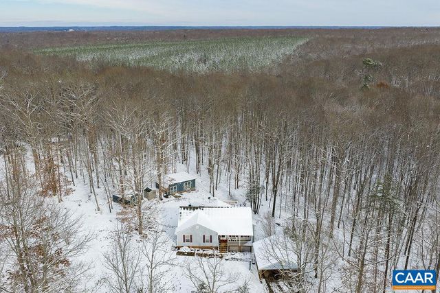 382 PATRICK HENRY PL, Louisa, VA 23093