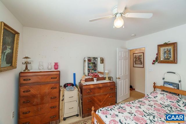 382 PATRICK HENRY PL, Louisa, VA 23093