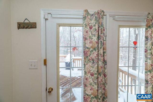 382 PATRICK HENRY PL, Louisa, VA 23093