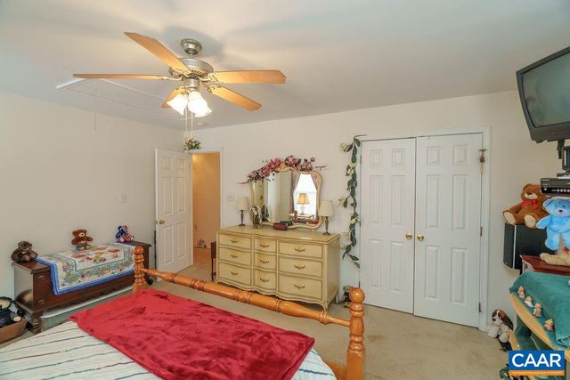 382 PATRICK HENRY PL, Louisa, VA 23093