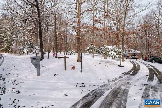 382 PATRICK HENRY PL, Louisa, VA 23093