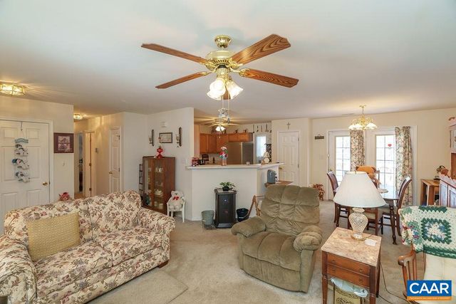 382 PATRICK HENRY PL, Louisa, VA 23093