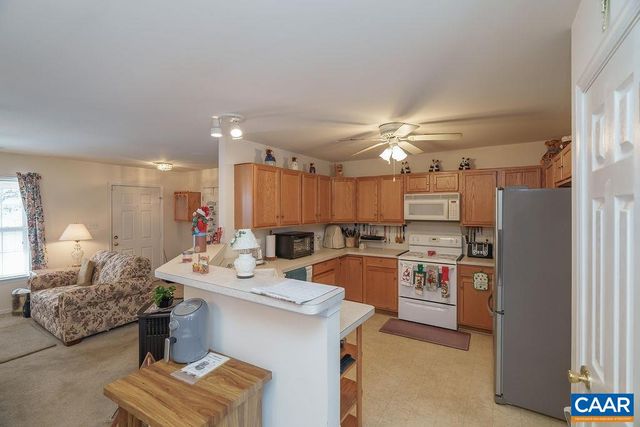 382 PATRICK HENRY PL, Louisa, VA 23093