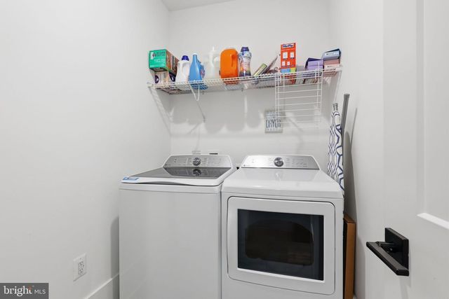 40452 WINDYHILL FARMS DR, Aldie, VA 20105
