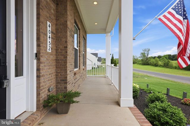 40452 WINDYHILL FARMS DR, Aldie, VA 20105