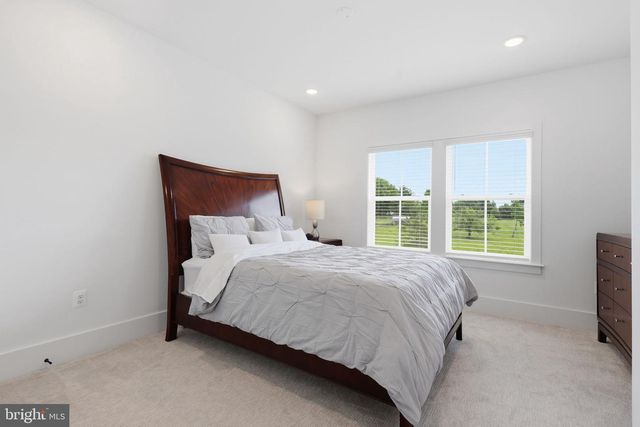 40452 WINDYHILL FARMS DR, Aldie, VA 20105