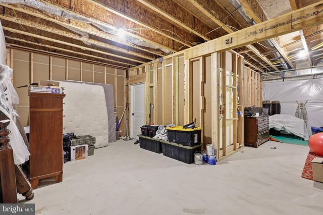 40452 WINDYHILL FARMS DR, Aldie, VA 20105